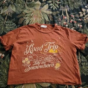 Urban Nation brand boho cottagecore crop top graphic tee rust size large